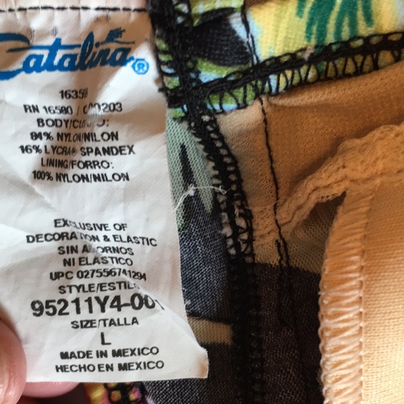 Lovely black and green bikini top by Catalina! - Picture 6 of 16